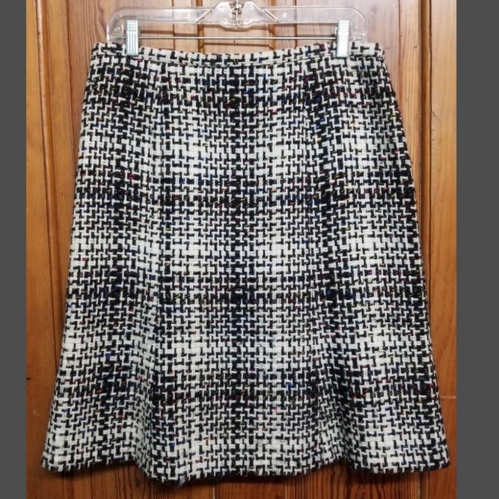 Jones New York Woven Wool Black and White Tweed A-Line Skirt Vintage Fall Winter